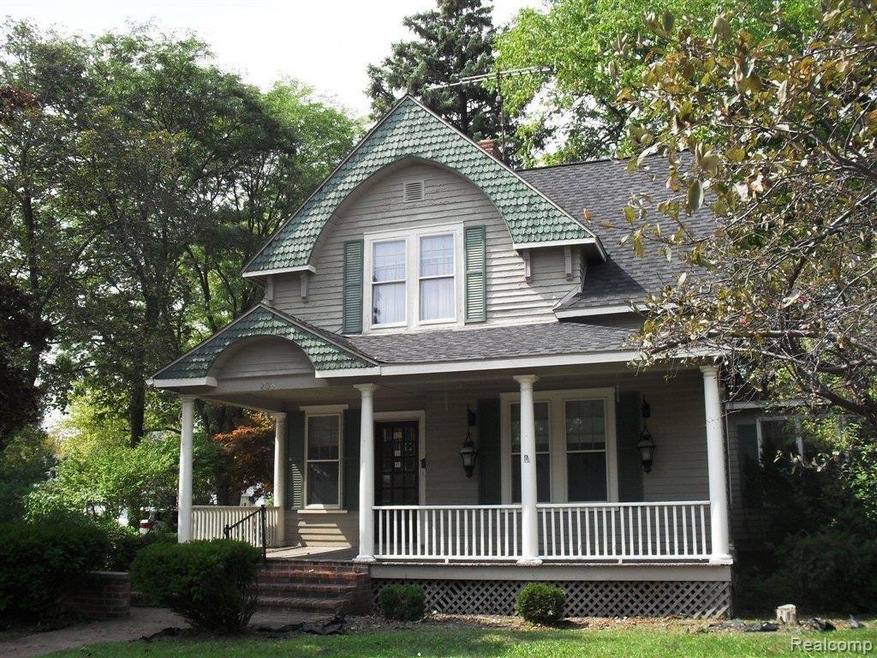 Home Exterior 1.jpg