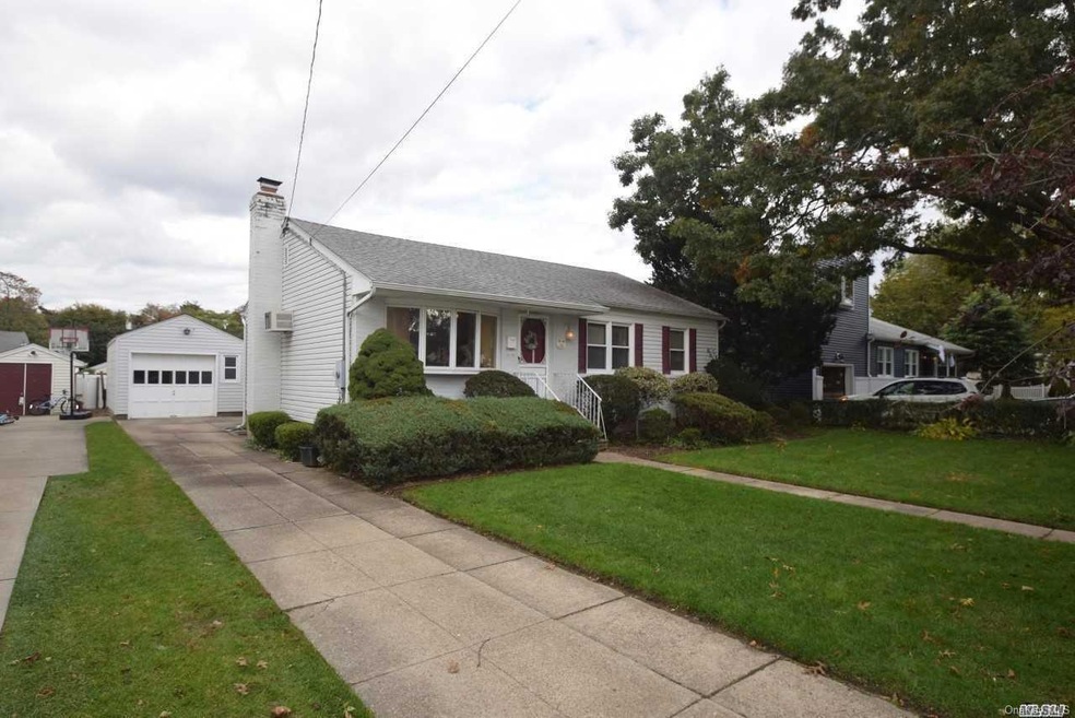 116 Woods Ave, Malverne, NY 11565 - photo 1