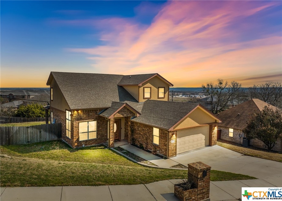 705 Mueller St, Copperas Cove, TX 76522 - photo 1