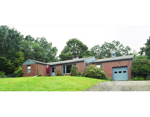 85 Eastern Promenade St, Holyoke, MA 01040 - photo 1