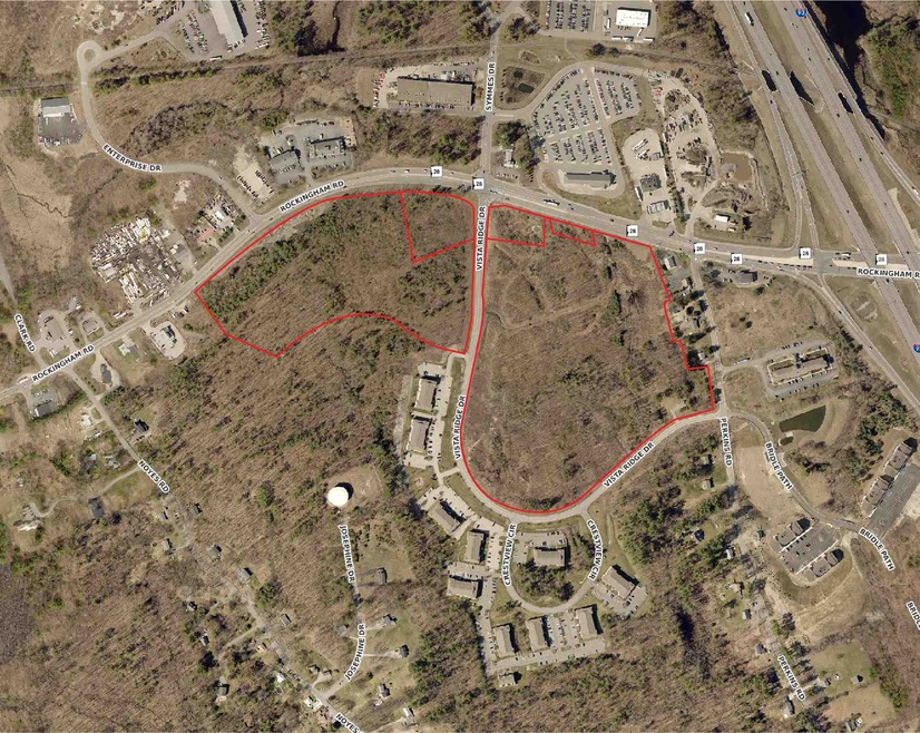 179 Rockingham Rd, Londonderry, NH 03053 - photo 1