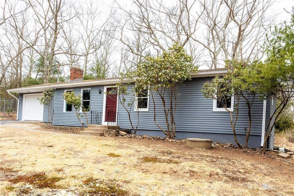 2640 Harkney Hill Rd, Coventry, RI 02816