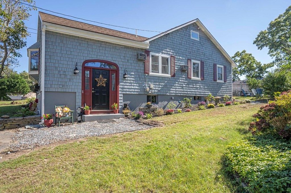 10 Juniper St, Wareham, MA 02571 - photo 1