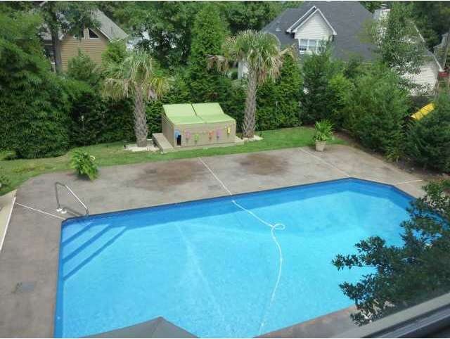 Swimming Pool/Hot Tub/Sauna.