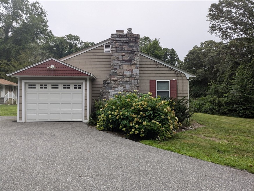 1470 Chopmist Hill Rd, North Scituate, RI 02857 - photo 1