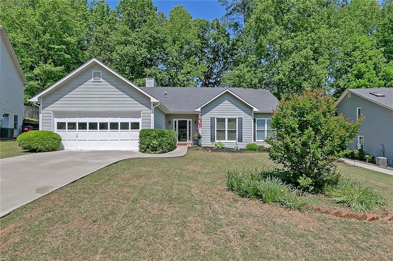 Beautiful updated ranch in Johns Creek