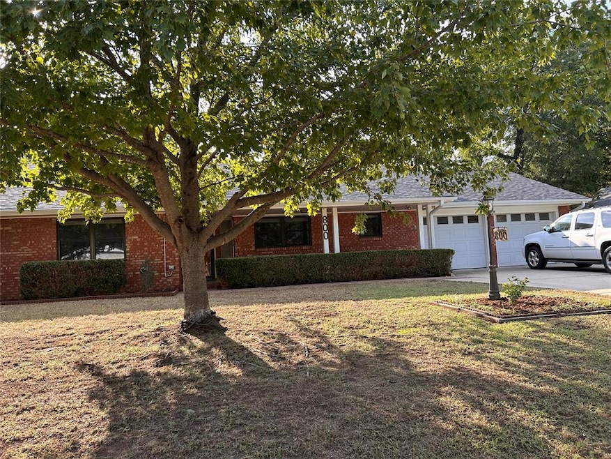 800 Morningside Dr, Norman, OK 73071 - photo 1