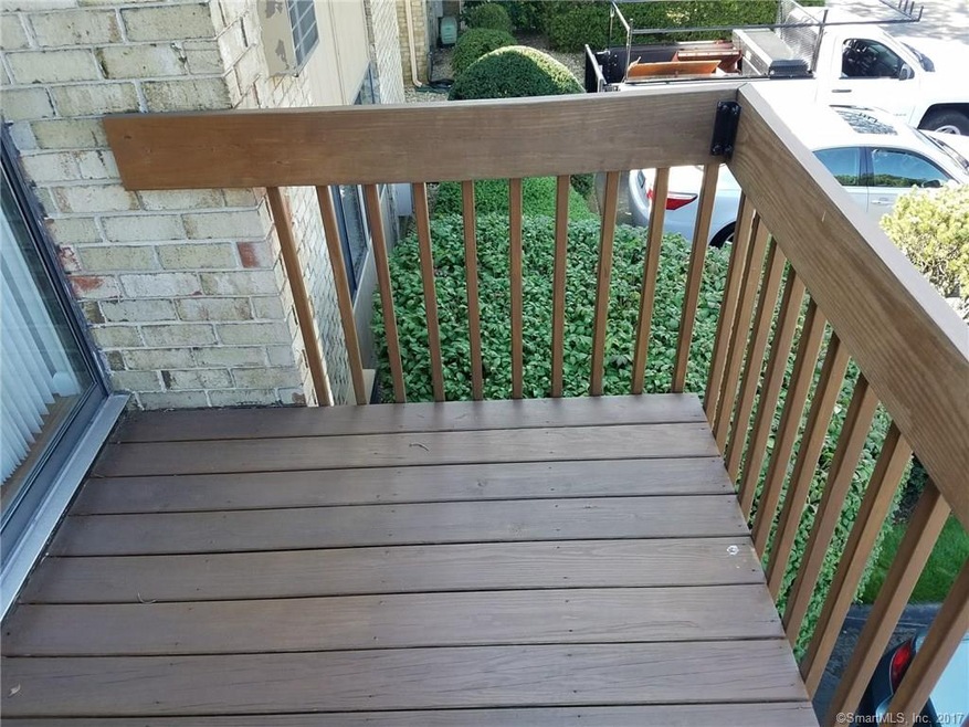 199 Gregory Blvd unit E10, Norwalk, CT 06855 - photo 1