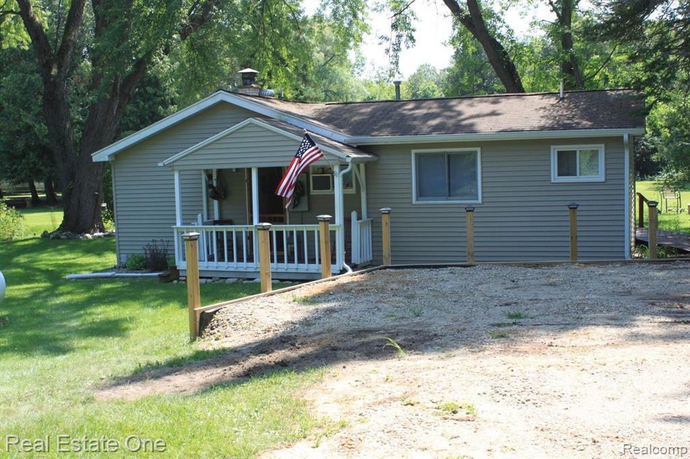 5475 N Cedar River Rd, Gladwin, MI 48624 - photo 1