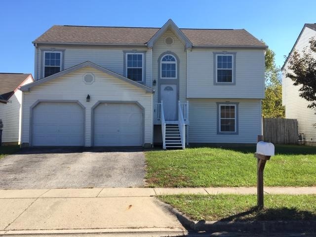 1692 Eastbrook Dr N, Columbus, OH 43223 - photo 1