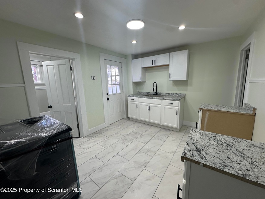 1264 S 6th Ave unit 2nd, Scranton, PA 18504 - photo 1