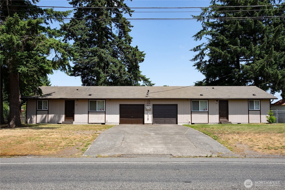 703 705 138th St S, Tacoma, WA 98444 - photo 1