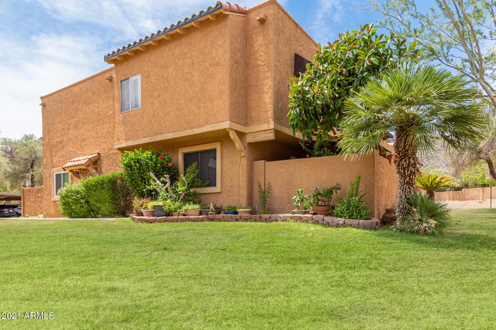 722 E Cochise Dr unit B, Phoenix, AZ 85020 - photo 1