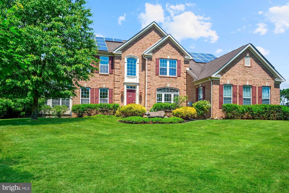 17 Longwood Ln, Columbus, NJ 08022 - photo 1