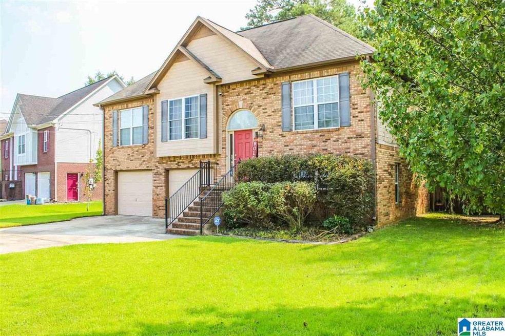 987 Hickory St, Moody, AL 35004 - photo 1