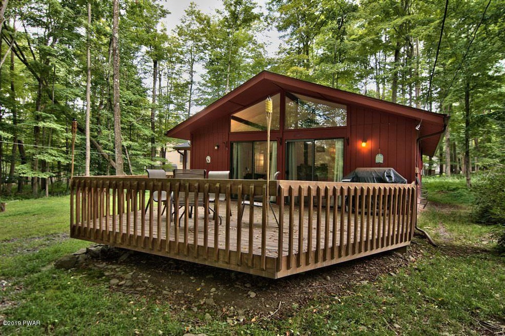 13 Greenview Ct, Lake Ariel, PA 18436 - photo 1