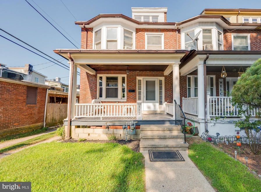 912 Weiser St, Reading, PA 19601 - photo 1