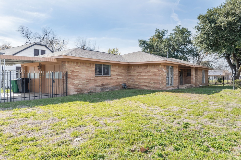 4210 Cavalcade St, Houston, TX 77026 - photo 1