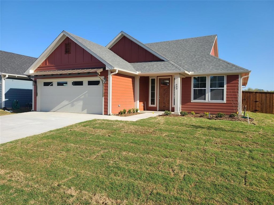 509 Carneros Dr, Sherman, TX 75092 - photo 1
