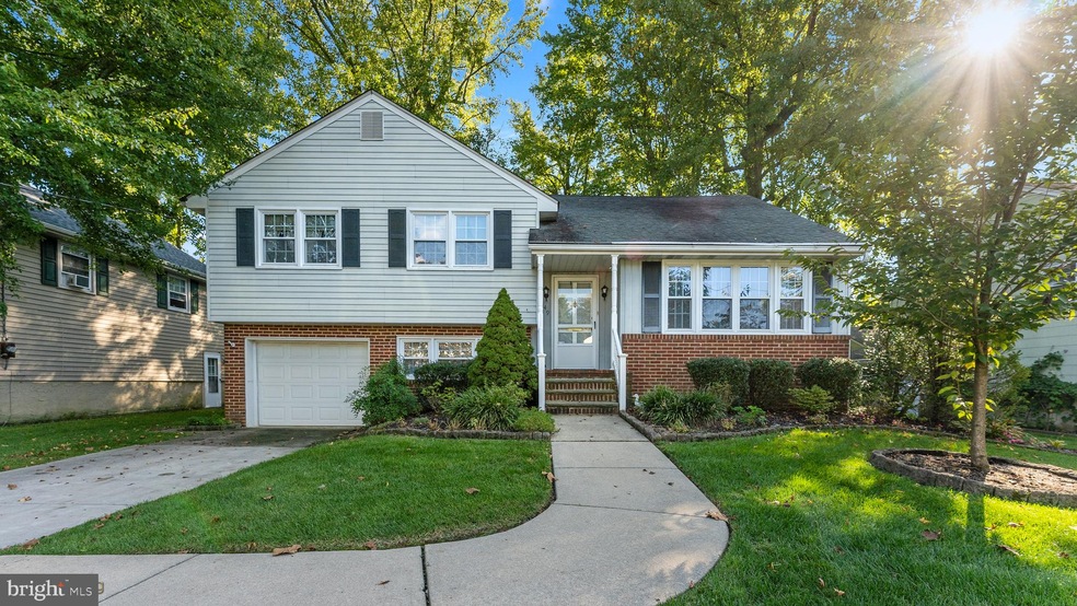 349 Myrtle Ave, Woodbury, NJ 08096 - photo 1