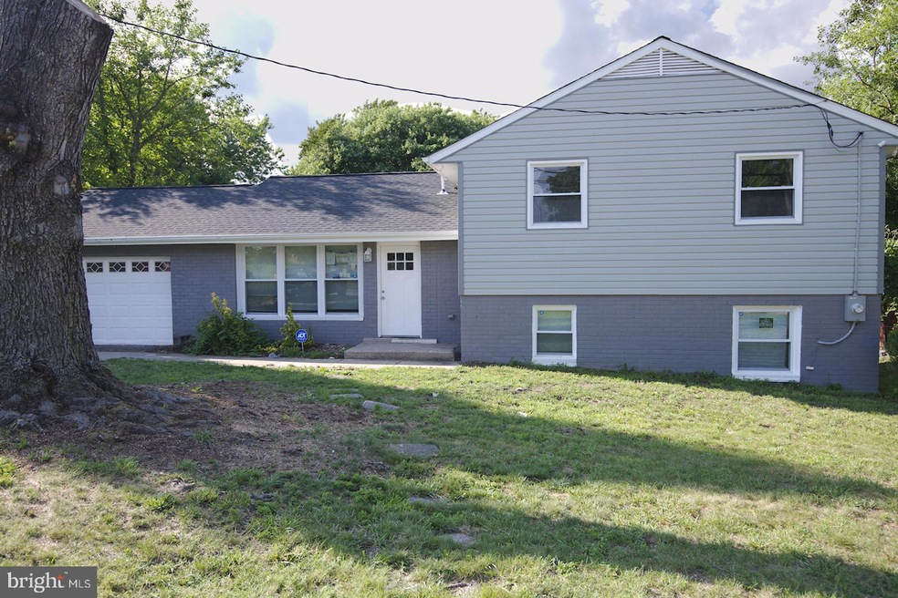 7404 Walker Mill Rd, Capitol Heights, MD 20743 - photo 1