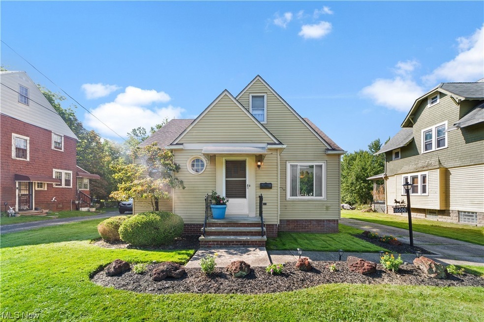 16650 Libby Rd, Maple Heights, OH 44137 - photo 1