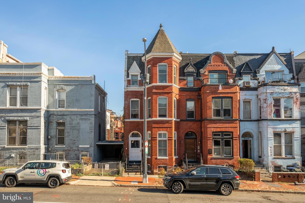 1135 6th St NW unit 1, Washington, DC 20001 - photo 1