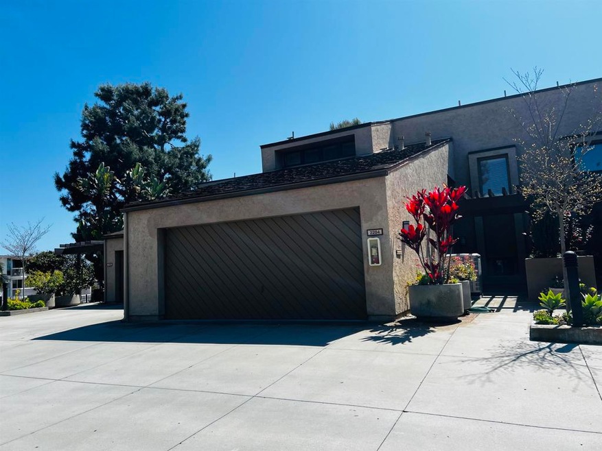 2204 Plaza de Las Flores, Carlsbad, CA 92009 - photo 1