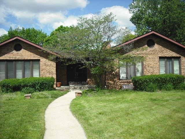 1463 Wakefield (4) front 2 faces east