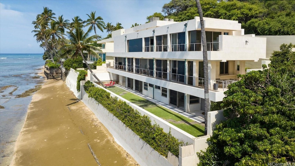 Sold $8,300,000 • Co-Listing Agent