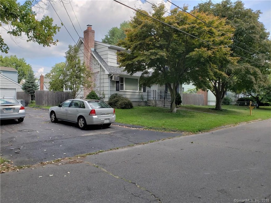 82 Dewey St, Stratford, CT 06615 - photo 1