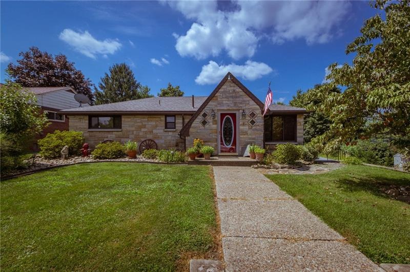 Welcome Home to 557 Murphy Ave. This beautiful sto