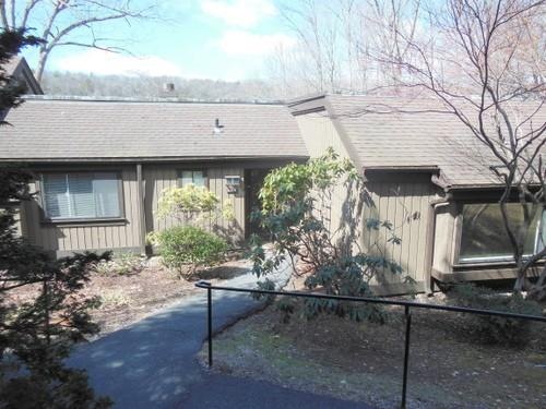 698 Heritage Village unit B, Southbury, CT 06488 - photo 1