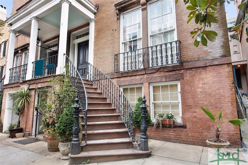 12 W Taylor St, Savannah, GA 31401 - photo 1