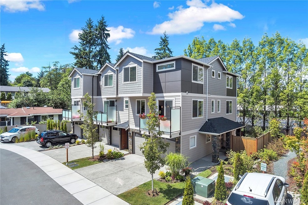 7915 229th Place SW unit C, Edmonds, WA 98026 - photo 1