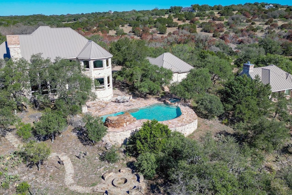 For Sale $1,600,000 • Co-Listing Agent
