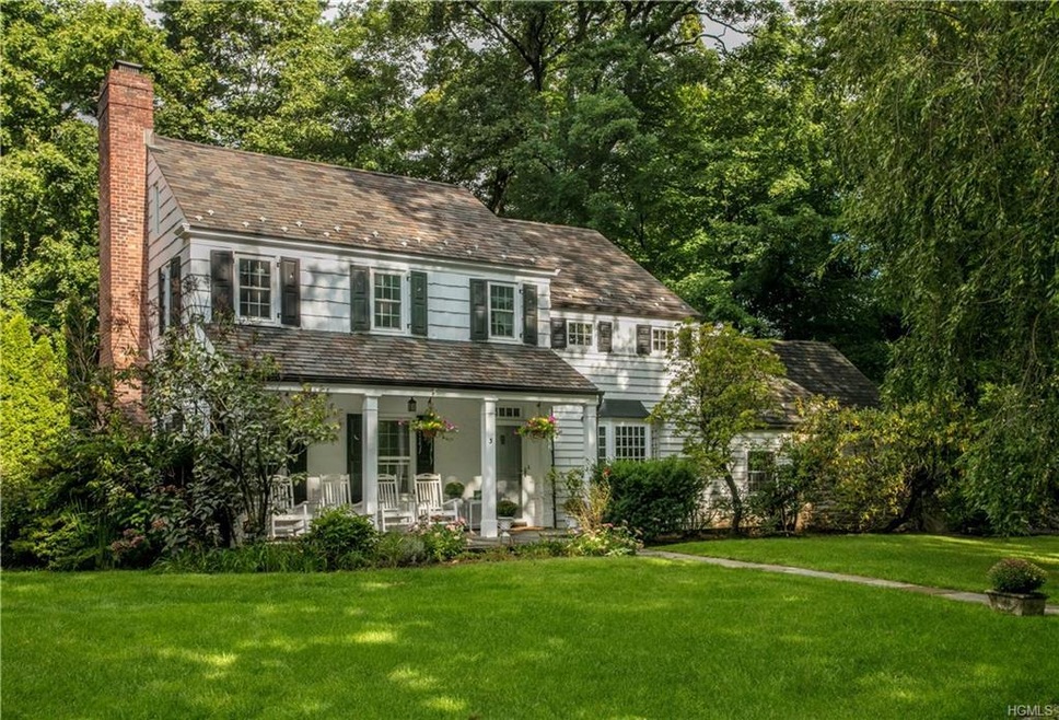 3 Brooklane W, Hartsdale, NY 10530 - photo 1