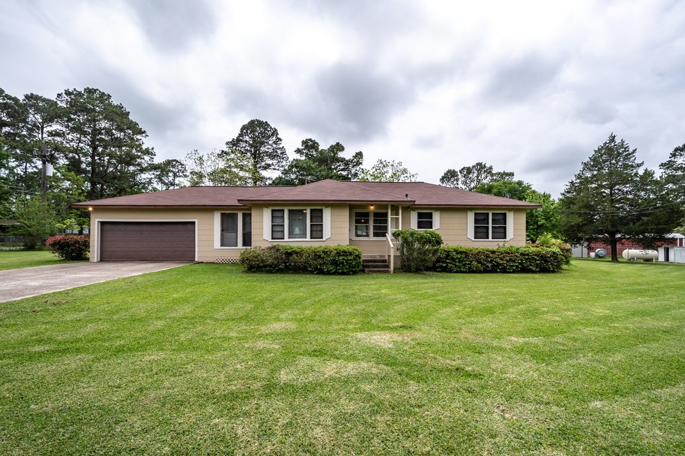 365 County Road 4022, Dayton, TX 77535 - photo 1