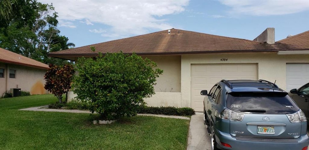 4784 Paulie Ct unit 63B, West Palm Beach, FL 33415 - photo 1