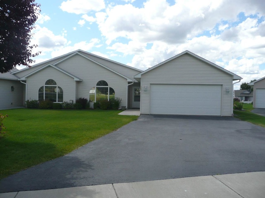 909 Golden Ct, Medical Lake, WA 99022 - photo 1