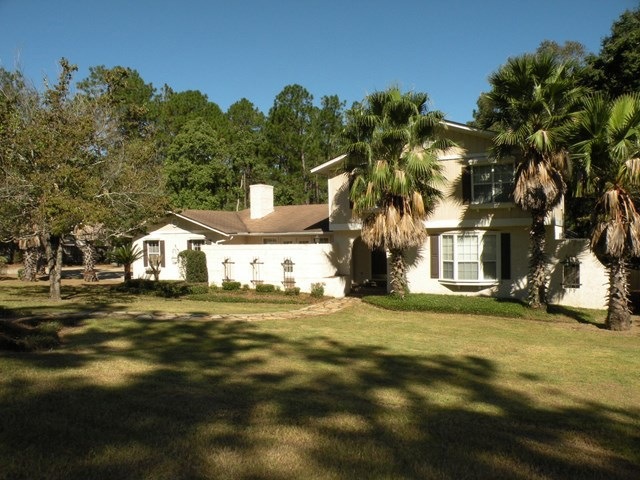 2003 Pine Forest Dr, Douglas, GA 31533 - photo 1