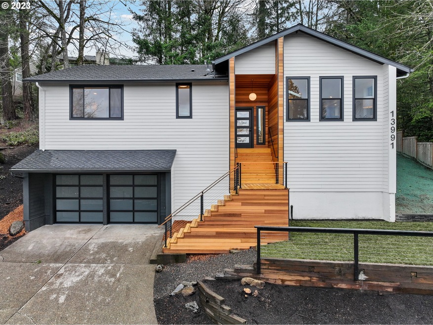 13991 Majestic Ct, Lake Oswego, OR 97035 - photo 1