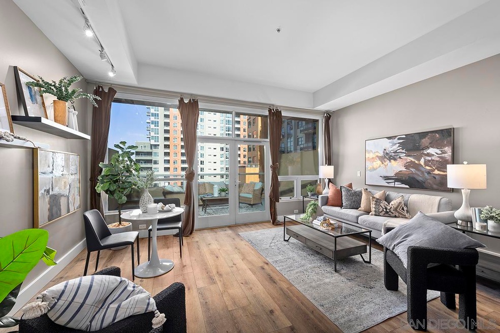 West Ash Plaza unit 603, San Diego, CA 92101 - photo 1