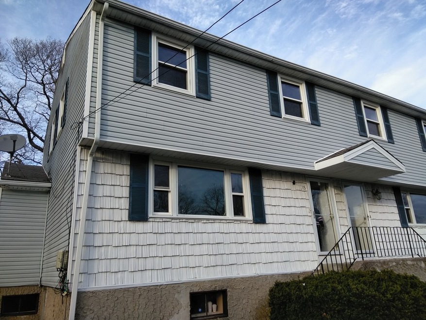 15 Lantern Ln unit 15, Randolph, MA 02368 - photo 1