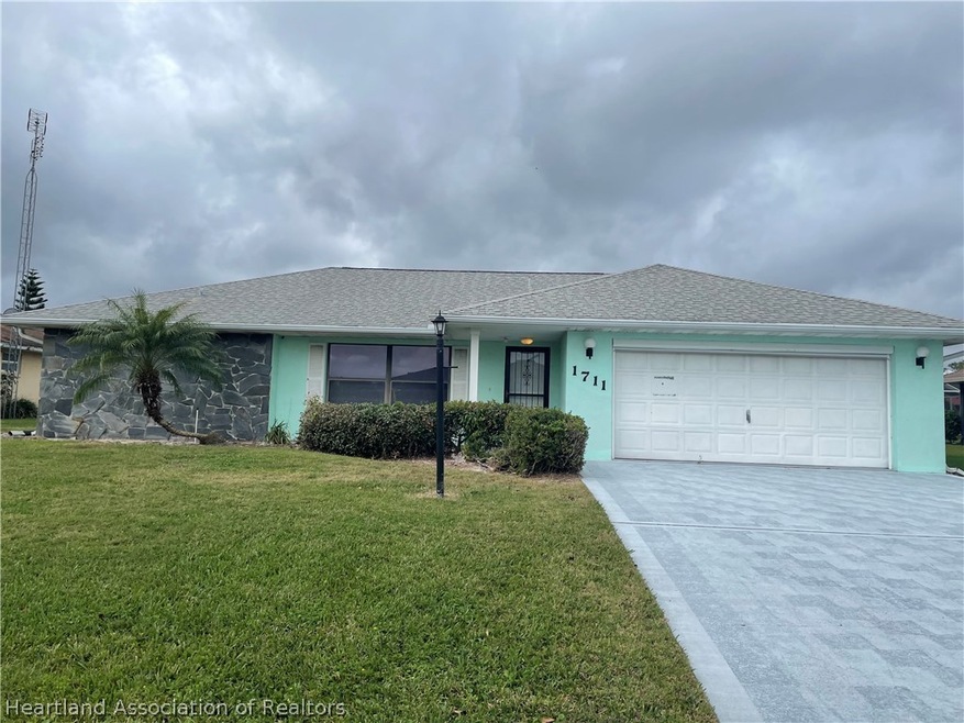 1711 Ridge St, Sebring, FL 33870 - photo 1