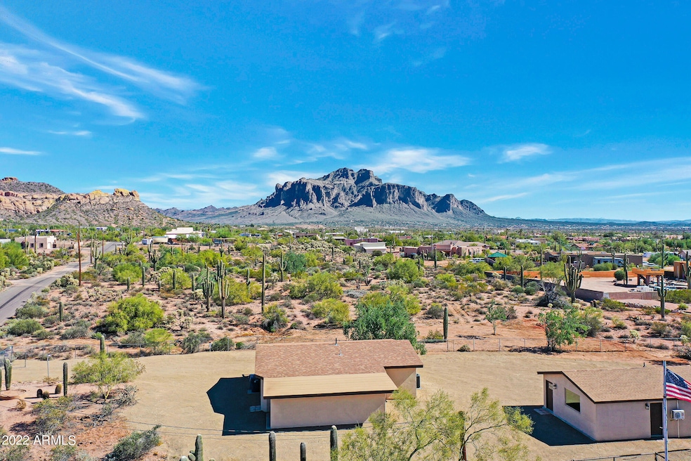 937 E Saddle Butte St-36