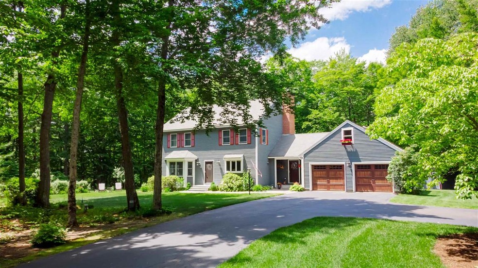 13 Abenaukee Dr, Wolfeboro, NH 03894 - photo 1