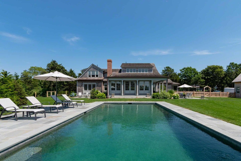 3Nora'sNEW-Pool3-5817
