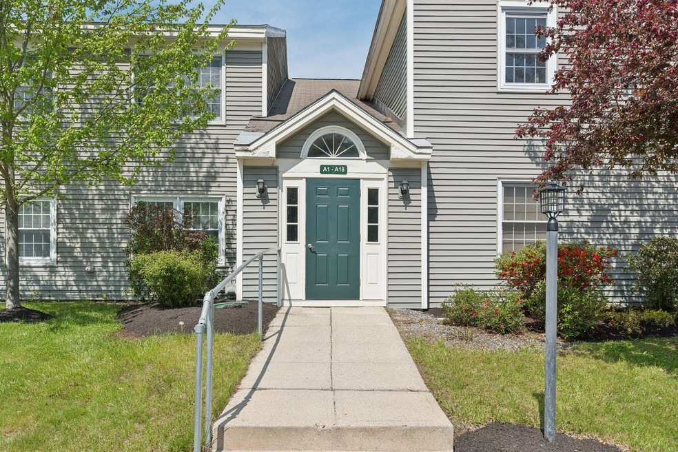 16 Somerset unit A16, Freeport, ME 04032 - photo 1