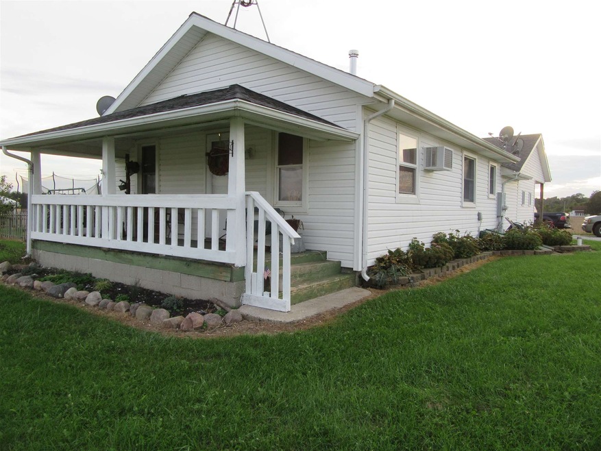 651 E 950 S, La Fontaine, IN 46940 - photo 1